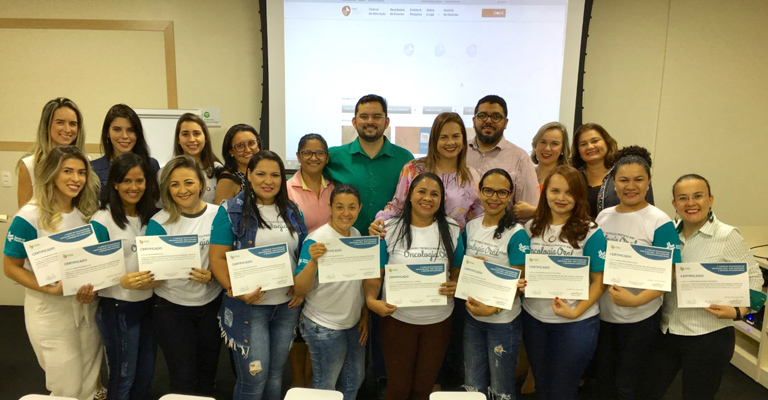 Conclusão do Curso de Atualização em Oncologia Oral para ASBs e TSBs.