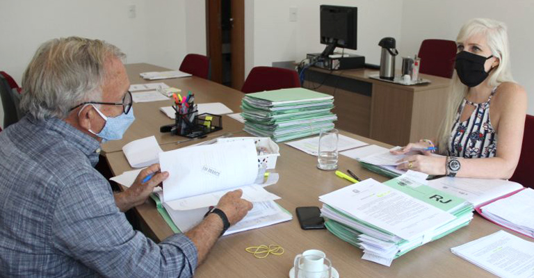 CFO avança na análise de processos de cursos de especialização, habilitação e título de especialista