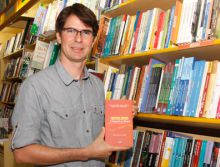 Cirurgião-dentista lança o livro Anatomia Humana na Livraria Saraíva do Midway Mall